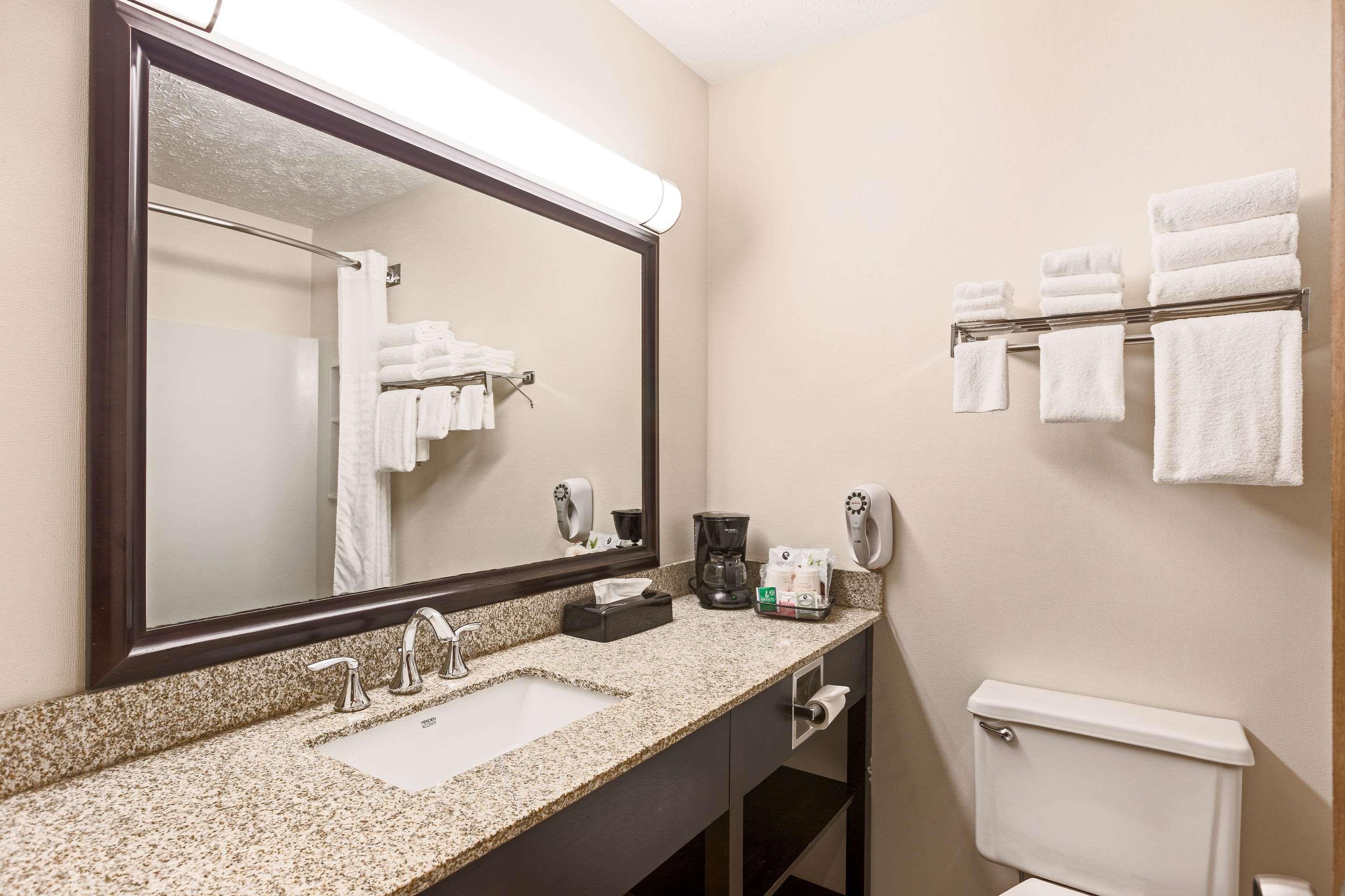Quality Inn Petoskey-Harbor Springs Exterior foto